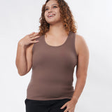 SLEEVELESS PADDED TOP