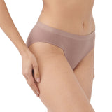 medium coverage mid rise knitted boyleg panty