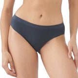 medium coverage mid rise knitted boyleg panty