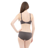 eugenia seamless 3/4 cup