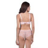 ariba demi bra